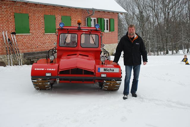 SNOW TRAC MICHA