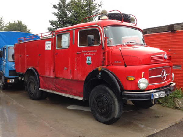 Mercedes LKW LA 322 2020